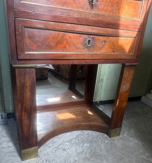Table de chevet – Style Empire – Mobilier – Rangement marbre miroir