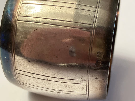 Rond de Serviette Art Déco en Métal Argenté