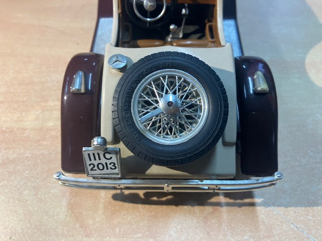 Voiture Collection Mercedes benz SSK 1/18 Burago