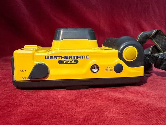 Appareil photo argentique Minolta Weathermatic 35dl jaune