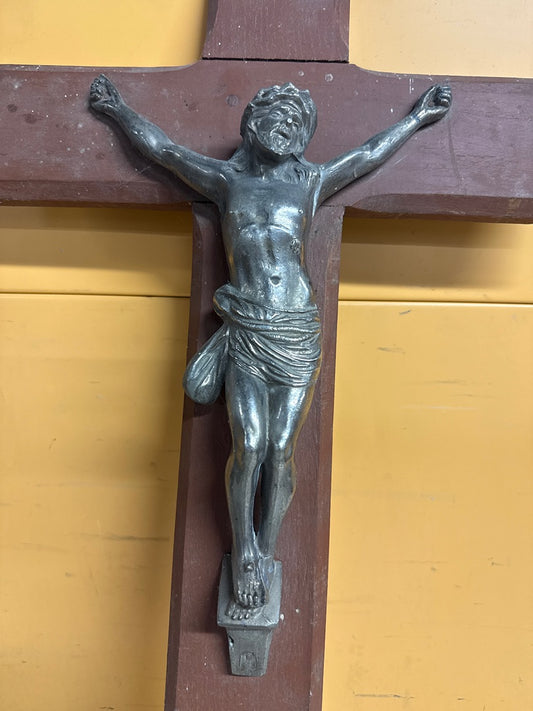 Crucifix – Grand crucifix en bois et métal