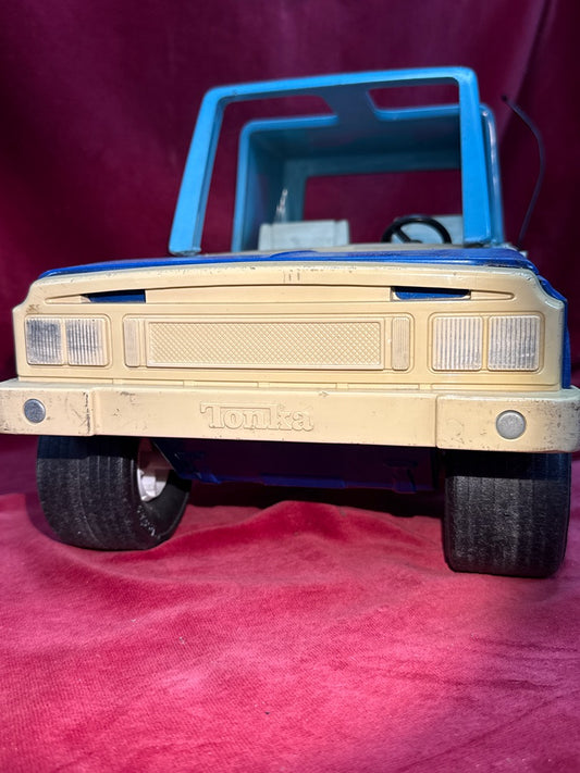 Camion jouet vintage tout terrain Tonka Ford Bronco 835 Tr vintage