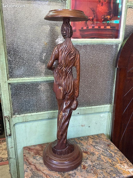 Statue marron – Vintage – Ornement – Femme drapée bois