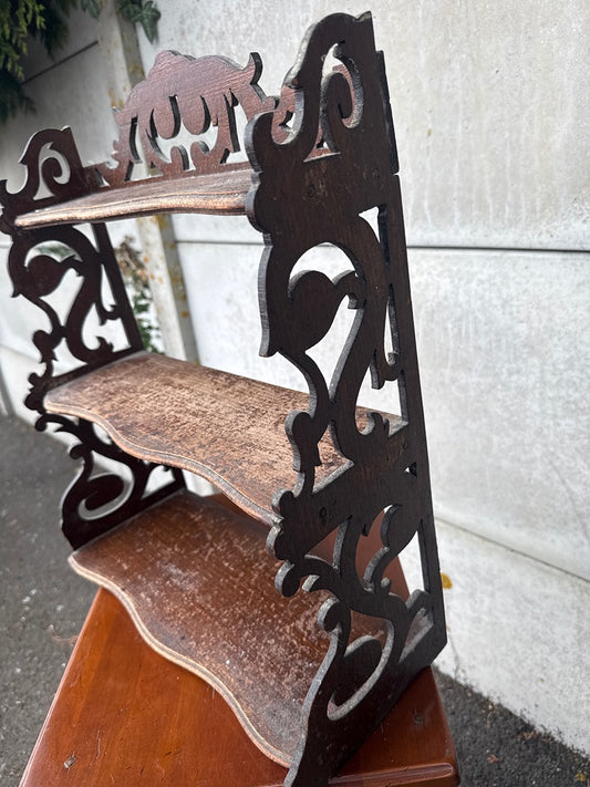 Étagère murale – Bois sculpté – Décoration – Style vintage découpé