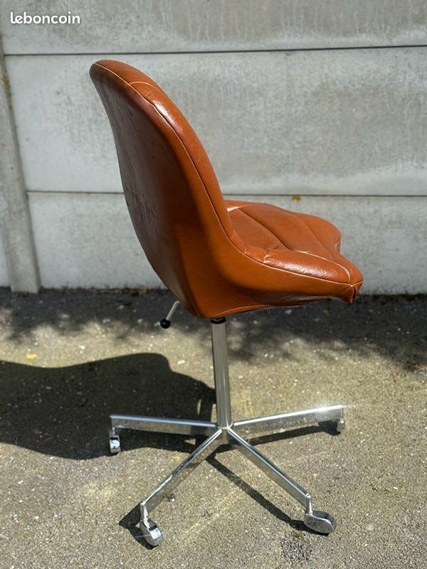 Chaise de bureau – Tritub – Mobilier – Vintage marron