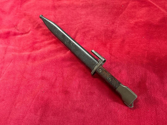 Baïonnette militaire – Arme blanche avec fourreau