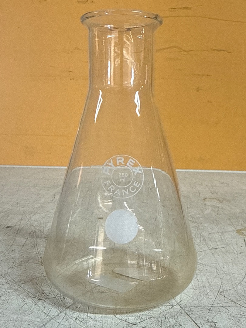 Fiole Erlenmeyer – Pyrex – Décoration – Verre transparent 250ml