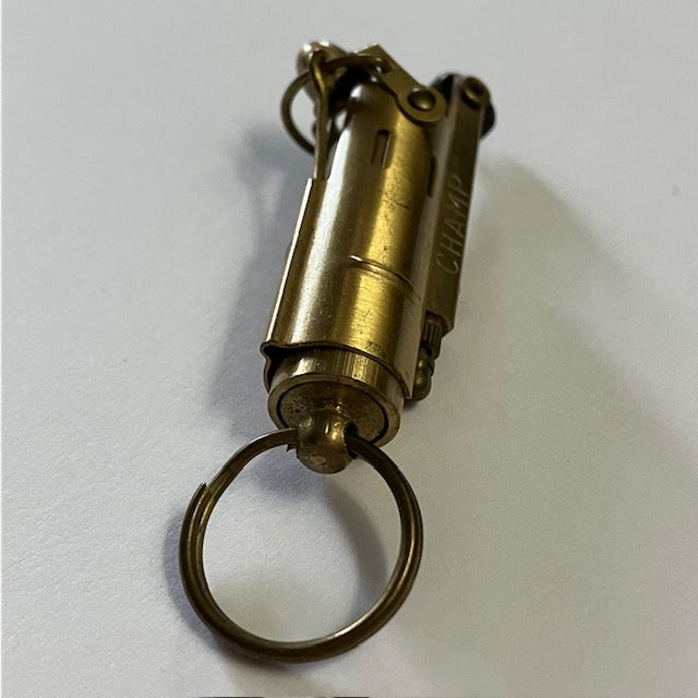 Briquet Porte Clé Tempête Armée Militaire Métal Dorée Laiton