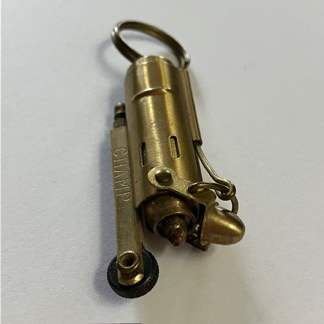 Briquet Porte Clé Tempête Armée Militaire Métal Dorée Laiton