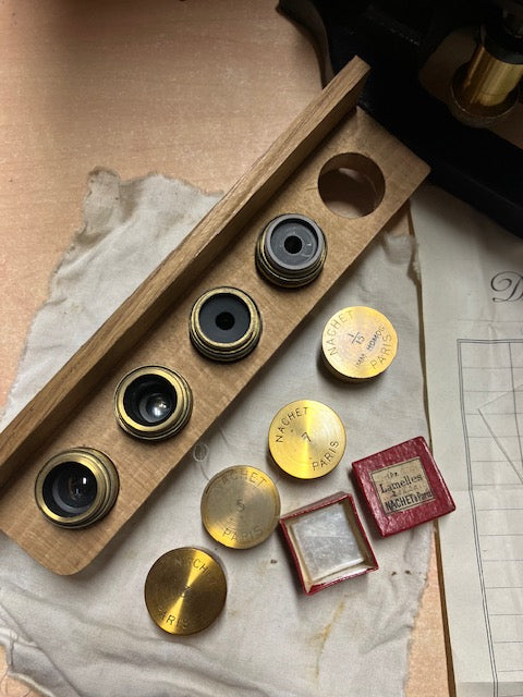 Microscope Nachet Paris Avec boite en Bois Et Accessoire