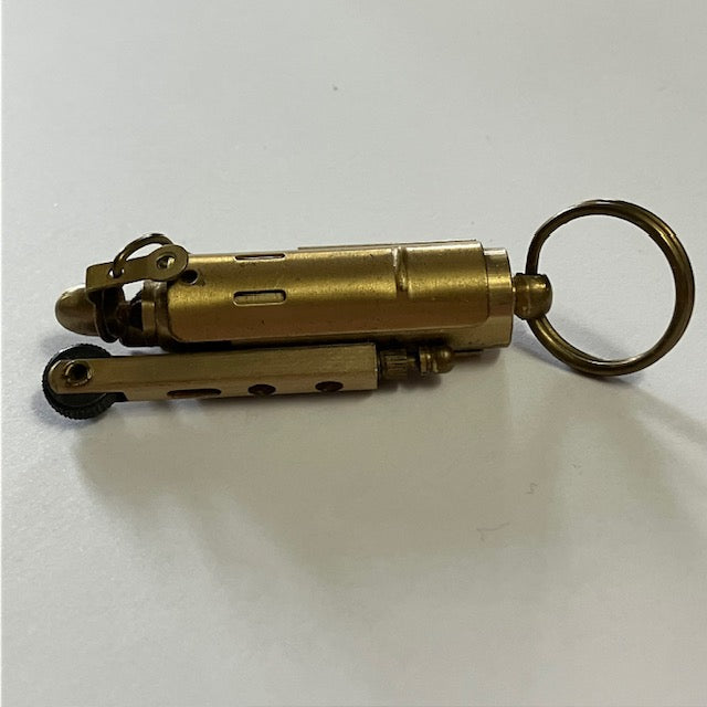 Briquet Porte Clé Tempête Armée Militaire Métal Dorée Laiton