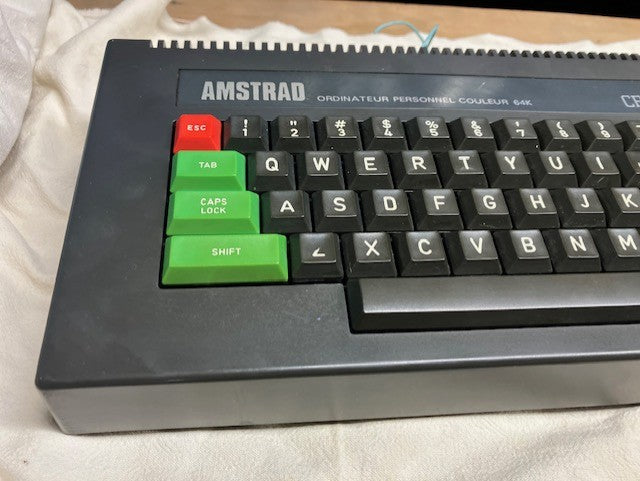 Console Amstrad CPC 464 64K QWERTY Lecteur Cassette Ordinateur
