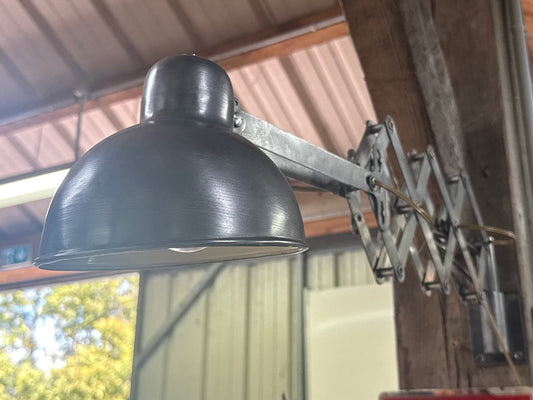 Applique accordéon – Vintage – Luminaire – Métal patiné