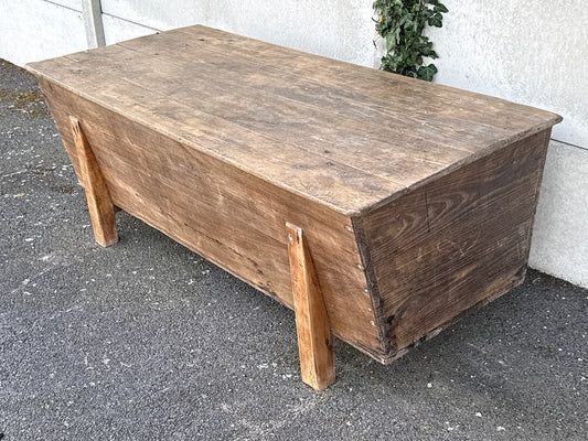 Coffre en bois – Vintage – Boîte – Bois brut marron