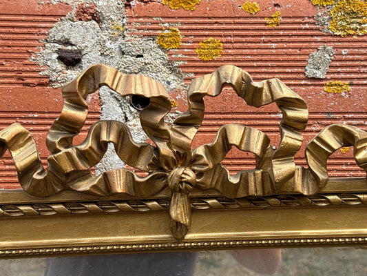 Miroir doré – Style Louis Xvi – Décoration – Fronton nœud