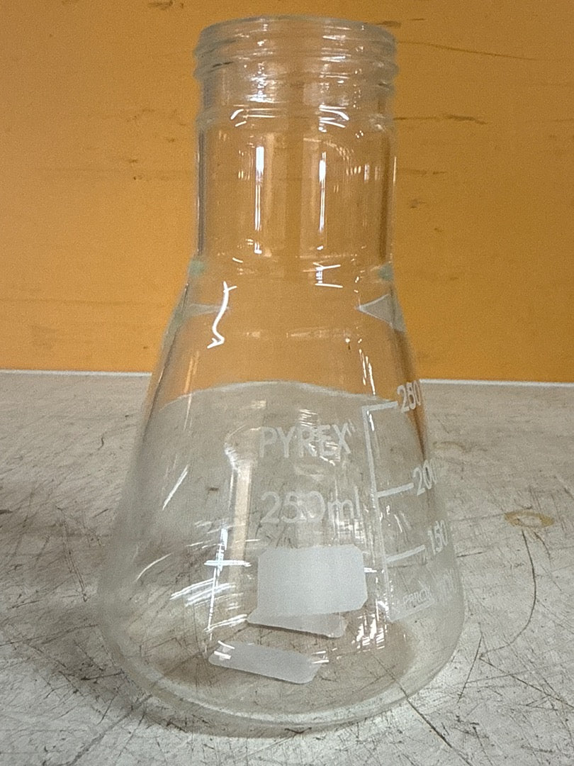 Fiole Erlenmeyer – Pyrex – Ornement – En verre transparent 250ml