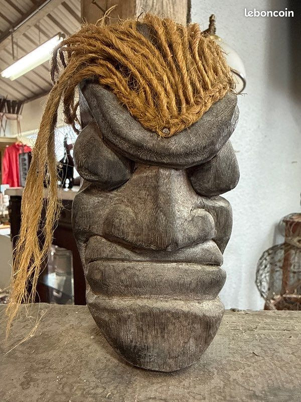 Range-cd Statuette – Artisanat – Décoration – Bois sculpté tribal