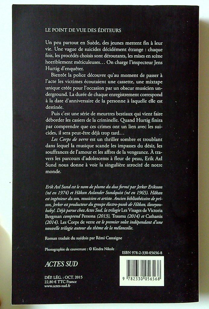 Livre Roman Erik Axl Sund Les corps de verre Actes Sud