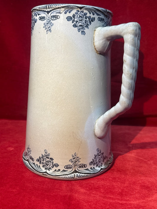 Ancien pichet en céramique décor floral