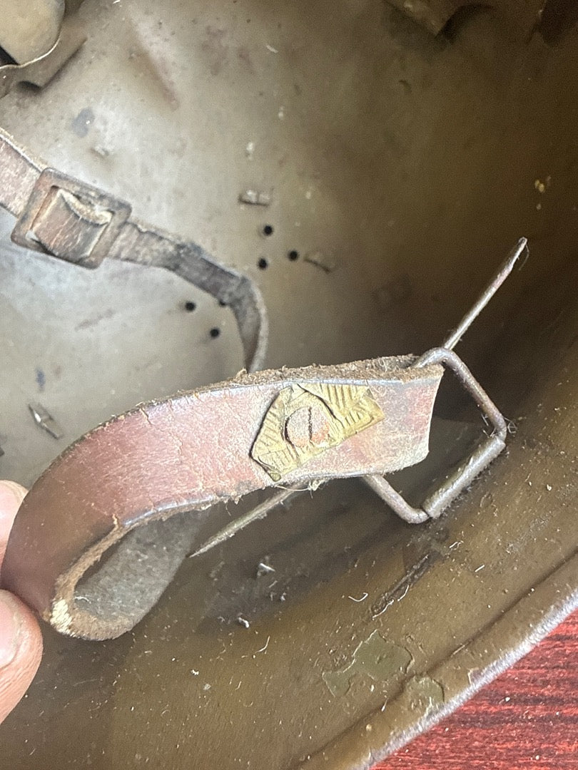 Casque Adrian de la Défense Passive Militaria Vintage
