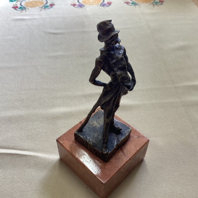 Sculpture en bronze sur socle en marbre, Ratapoil