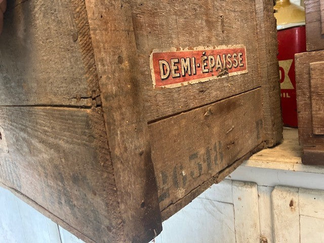 Caisse En Bois De Transport De Bidon D’Huile Automobile Antar