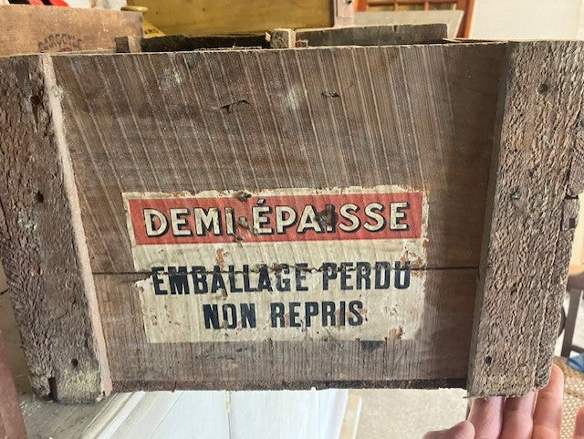 Caisse En Bois De Transport De Bidon D’Huile Automobile Antar