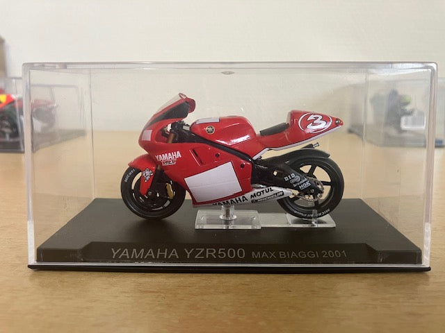 Moto Course Yamaha YZR500 Max Biaggi 2001