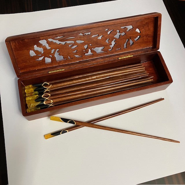 Belle Boite Coffret Contenant 20 Baguettes Style Asiatique
