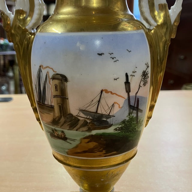 Vase / Urne D'ornement