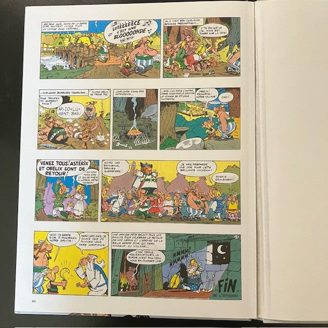 Bande Dessinée, Album Double Astérix Le Gaulois / La Serpe D'Or
