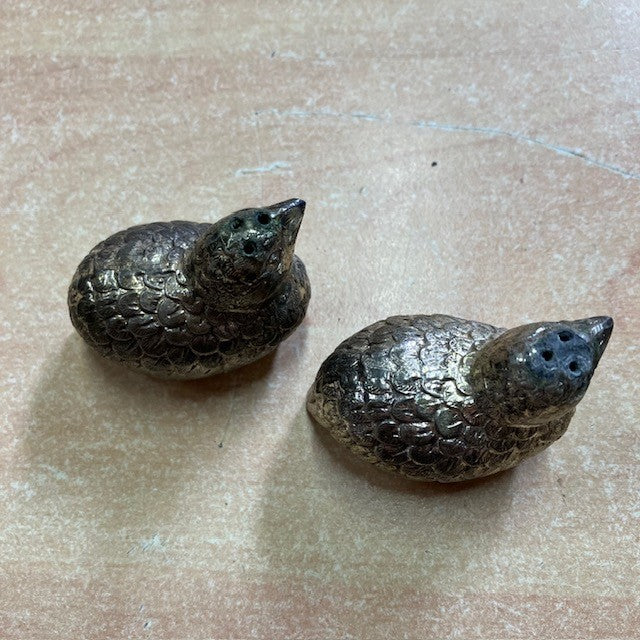 Ensemble De Pot A Moutarde, Salière Et Poivrière, En Forme De Caille, Métal Argenté