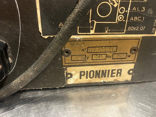 Poste Radio TSF Pionnier V4A