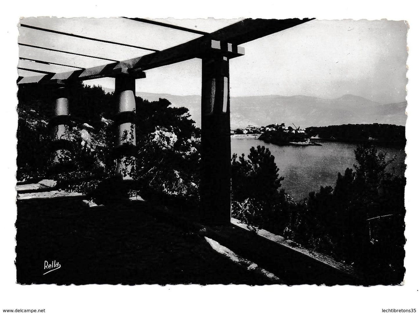 Carte postale - LA COTE D'AZUR 221 PERGOLA FLEURIE