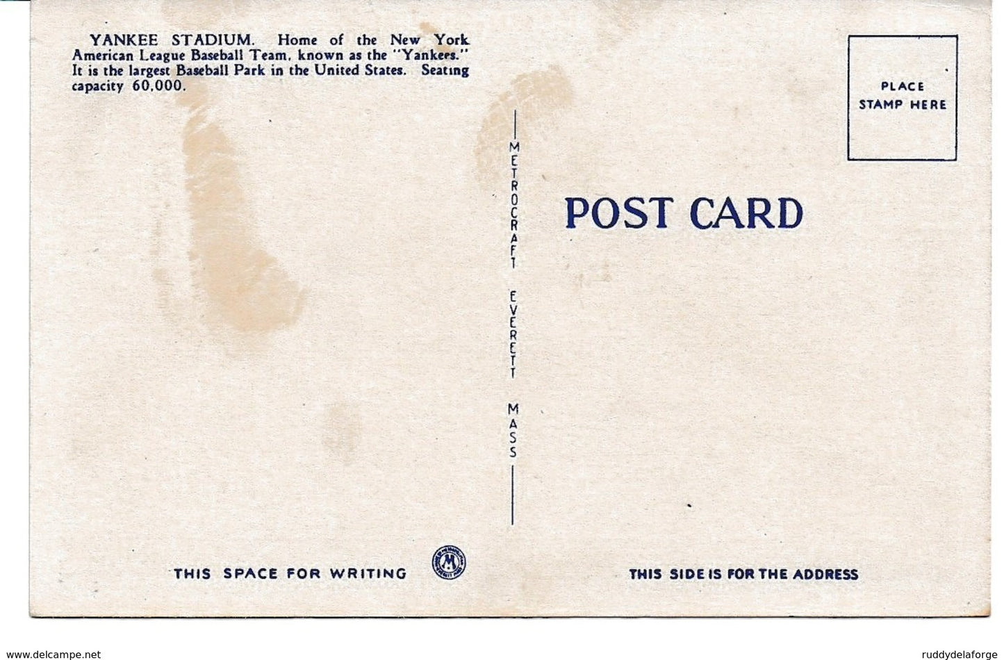 Carte postale - Yankee Stadium home of the new york american league baseball team known as the Yankees it is the largest baseball park