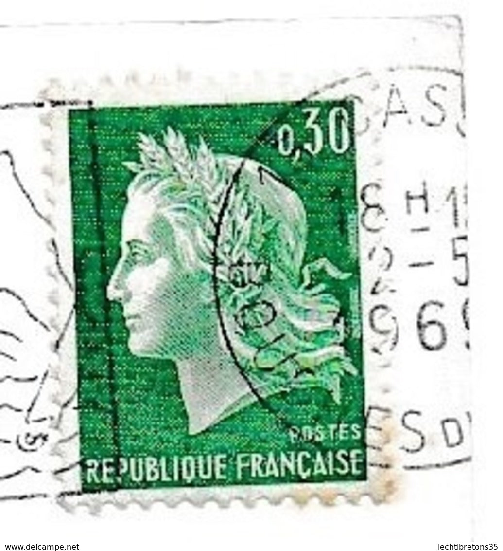 Carte postale - 762 la cote bleue carry un coin du port