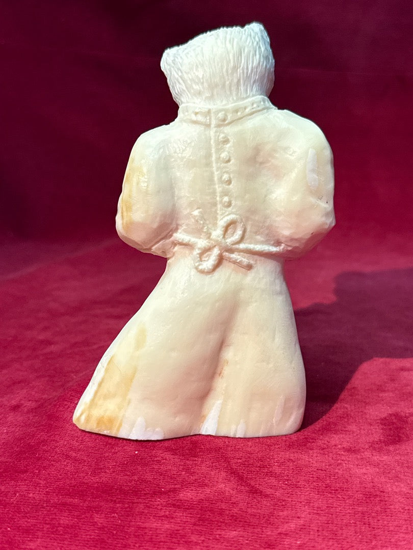 Figurine chat mere et chatons en os sculpté