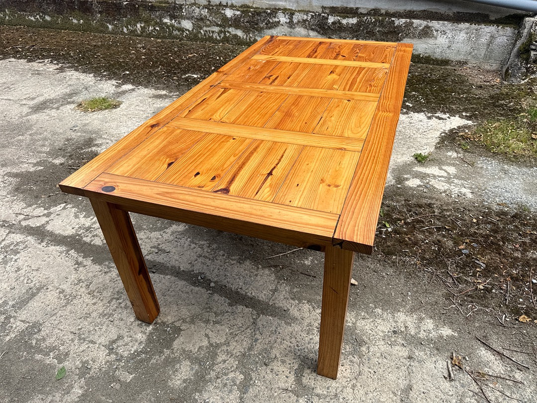 Table à manger – Artisanal – Mobilier – Pin massif rustique