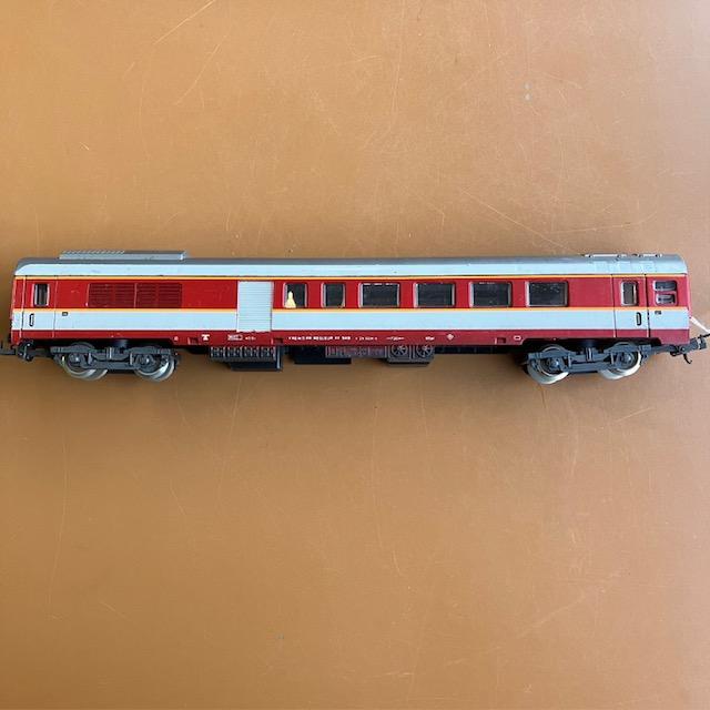Wagon Voyageurs Lima, Marquage Ao 660/380 V
