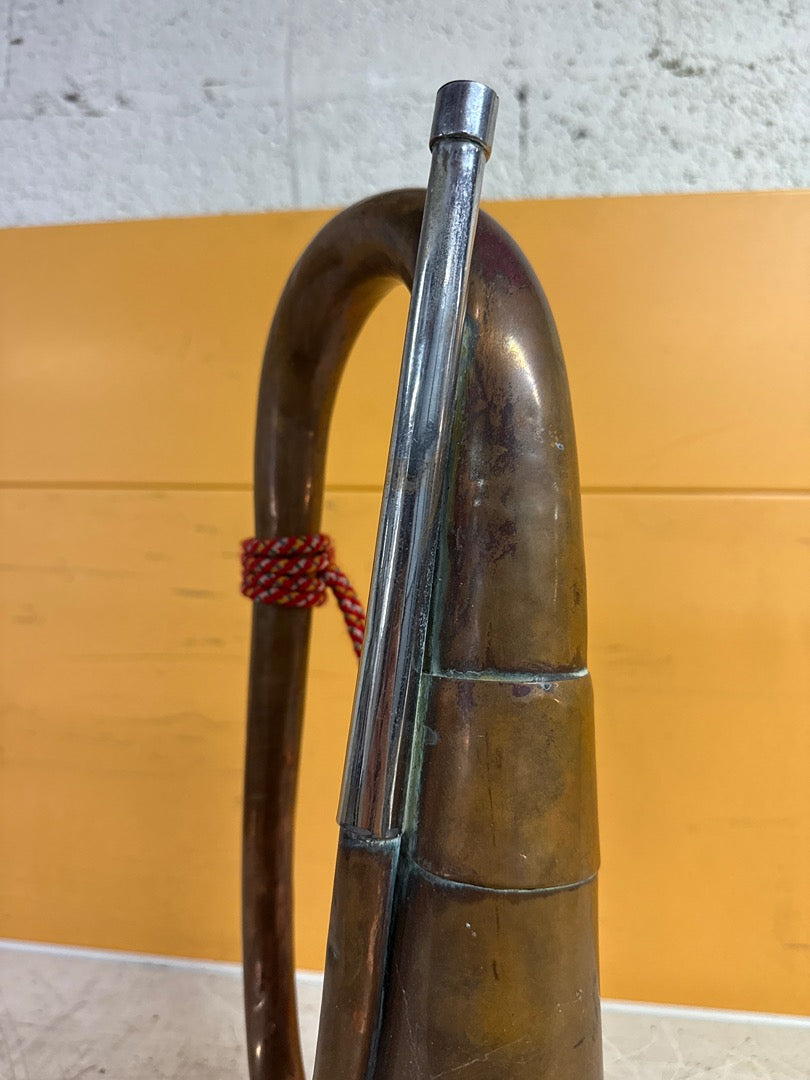 Clairon militaire – Ancien clairon en cuivre