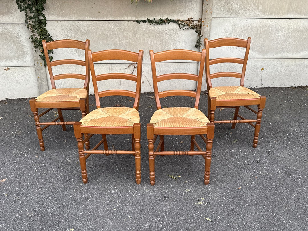 Lot de 4 chaises paillées en bois