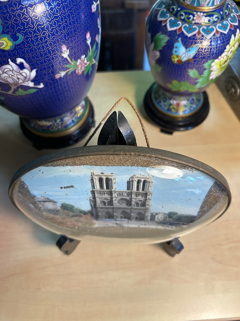 Cadre Ovale Souvenir Notre-dame de Paris Verre Bombé