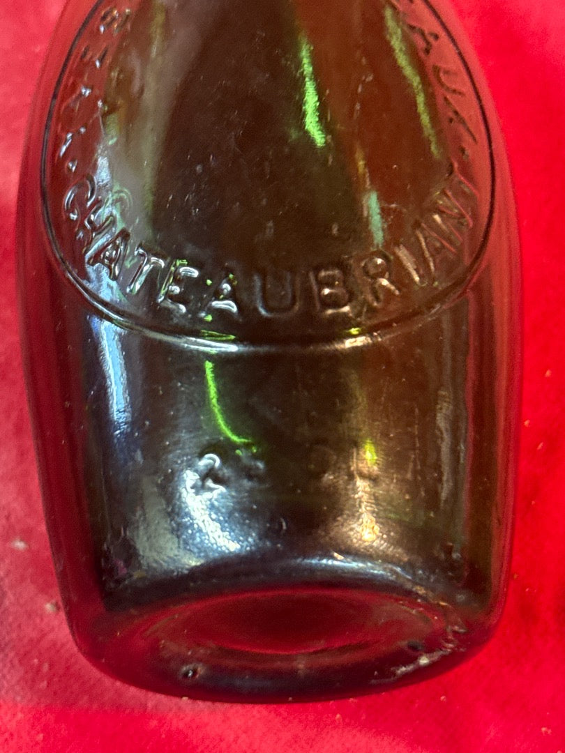 Bouteille – Yves Desormeaux – Décoration – Verre vert