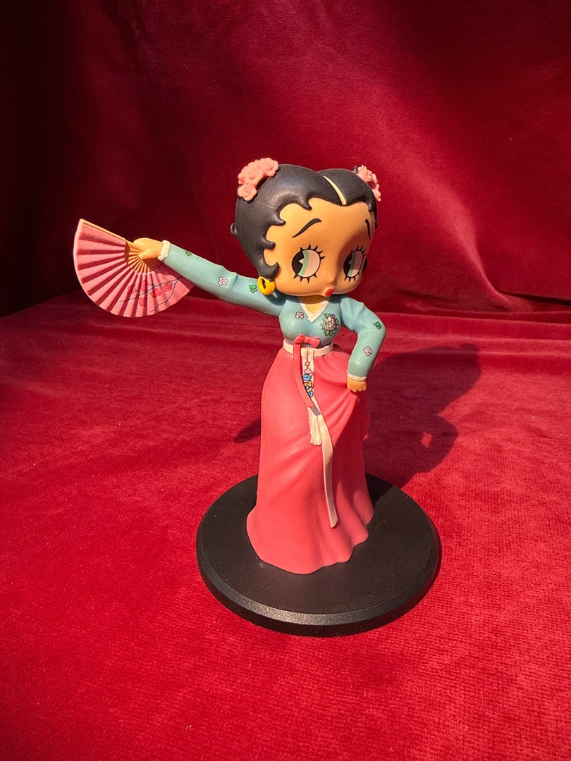 Figurine Betty Boop en hanbok avec eventail Fleischer Studios