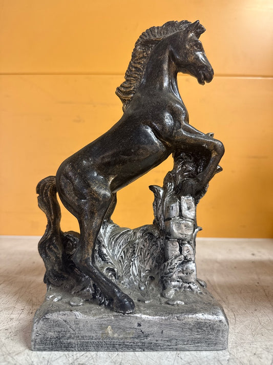 Statuette – Roffeno – Décoration – Cheval cabré noir métal