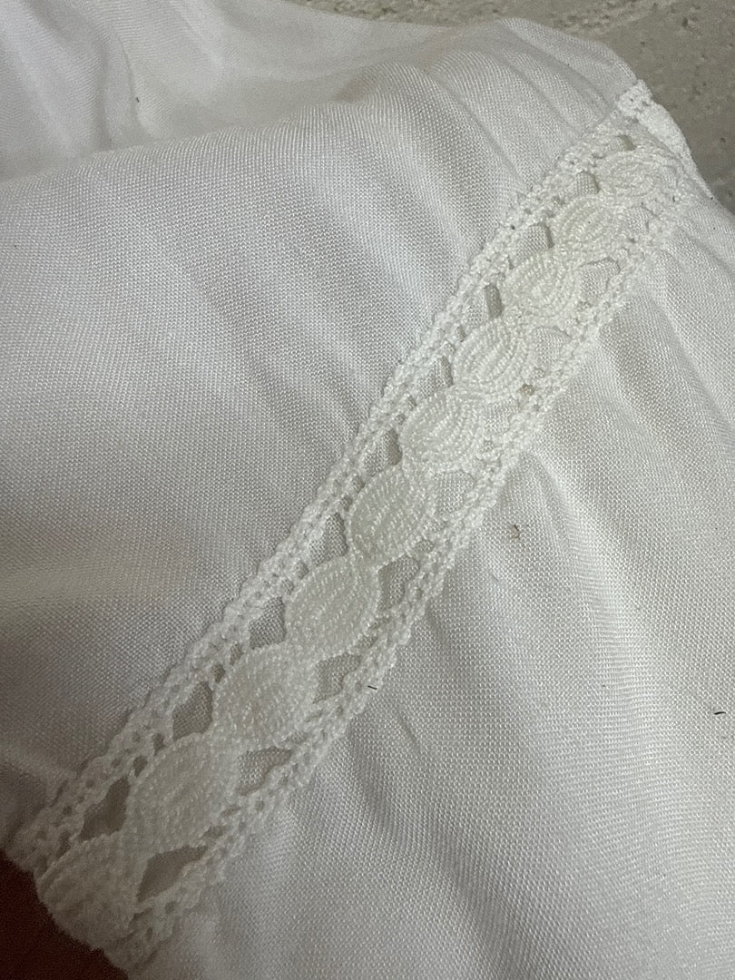 Robe blanche – Vintage longue dentelle