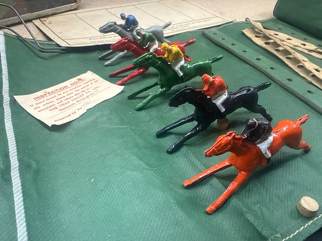 Jeu Escalado – Chad Valley – Collection – Chevaux en plomb