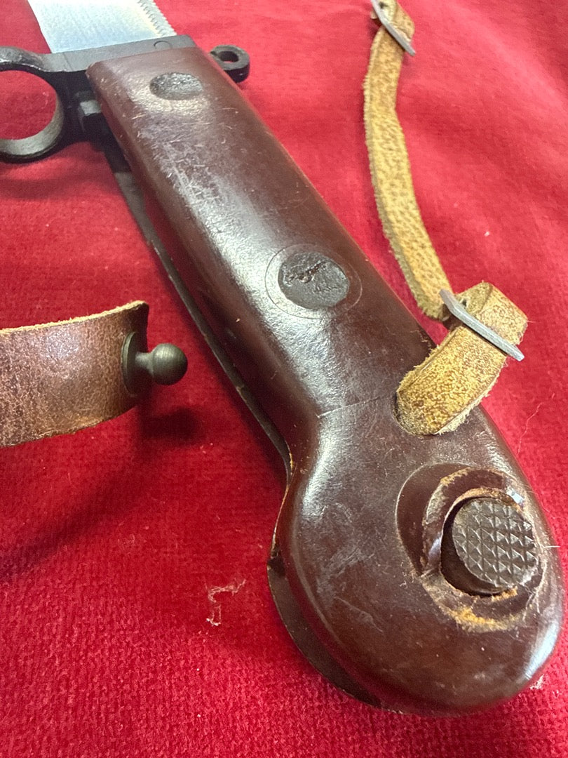 Baïonnette Ak-47 – Militaire ancienne