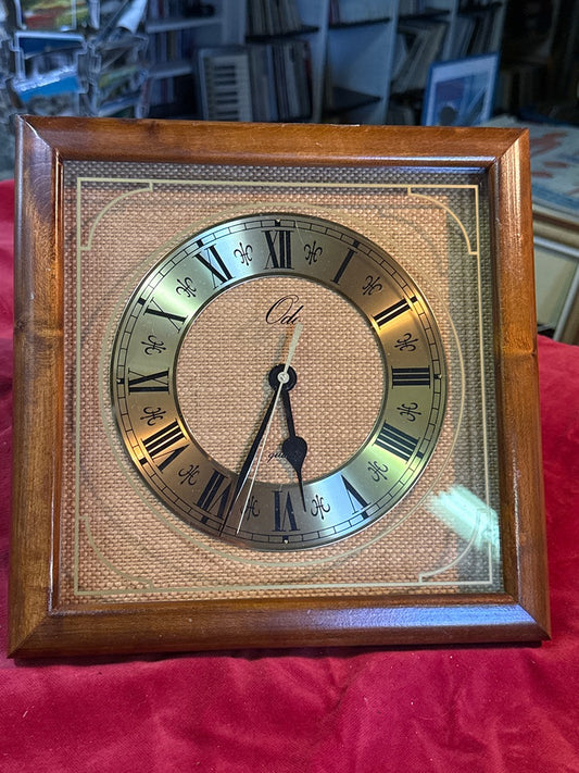 Horloge murale – Odo – Décoration – Cadre bois vintage