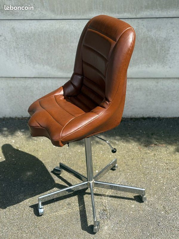 Chaise de bureau – Tritub – Mobilier – Vintage marron